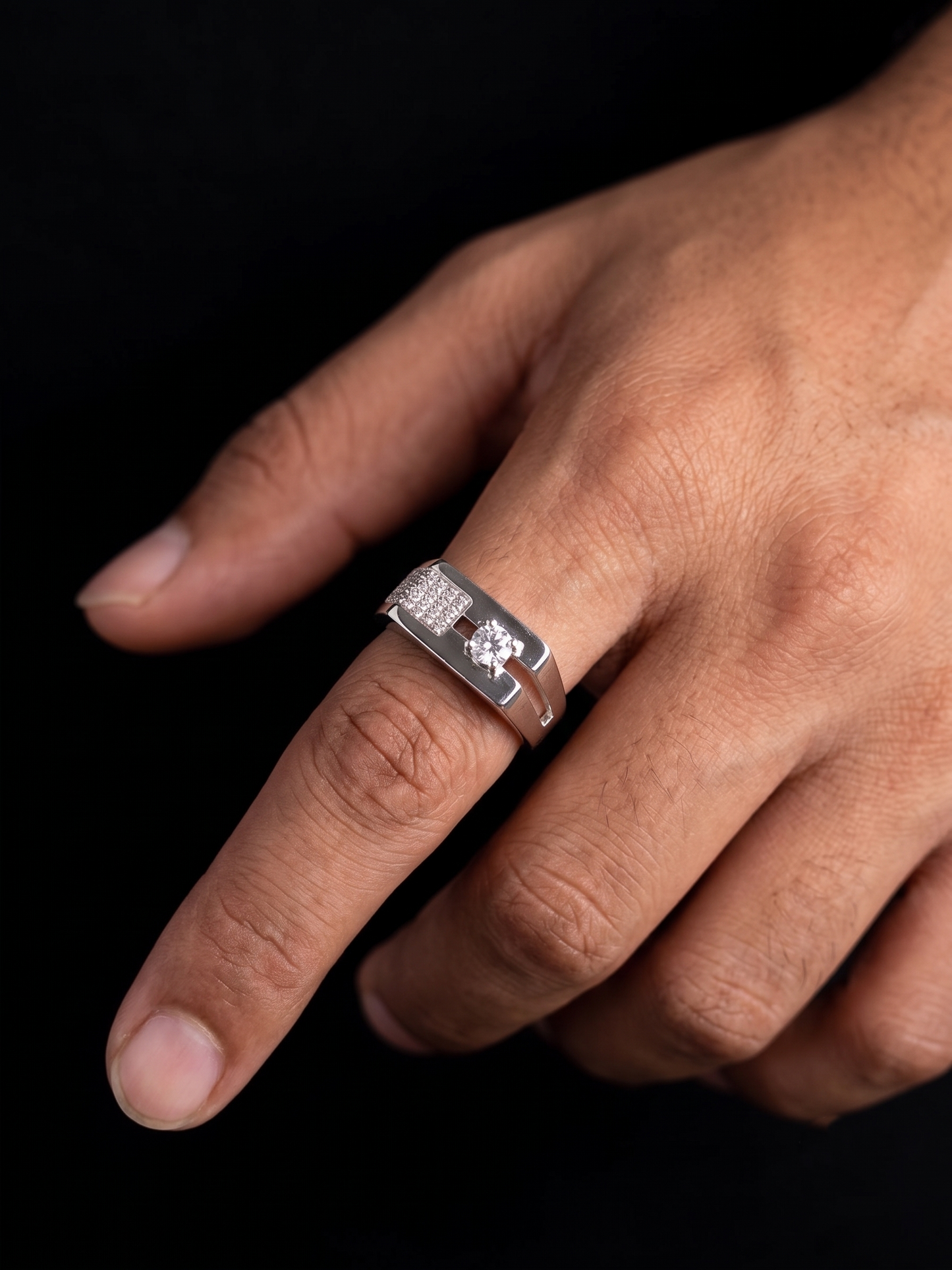 architectural solitaire pavé-accented statement ring