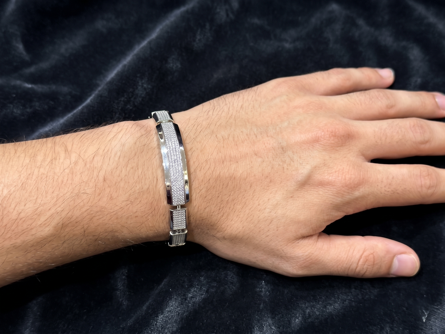 radiant pavé statement bar bracelet