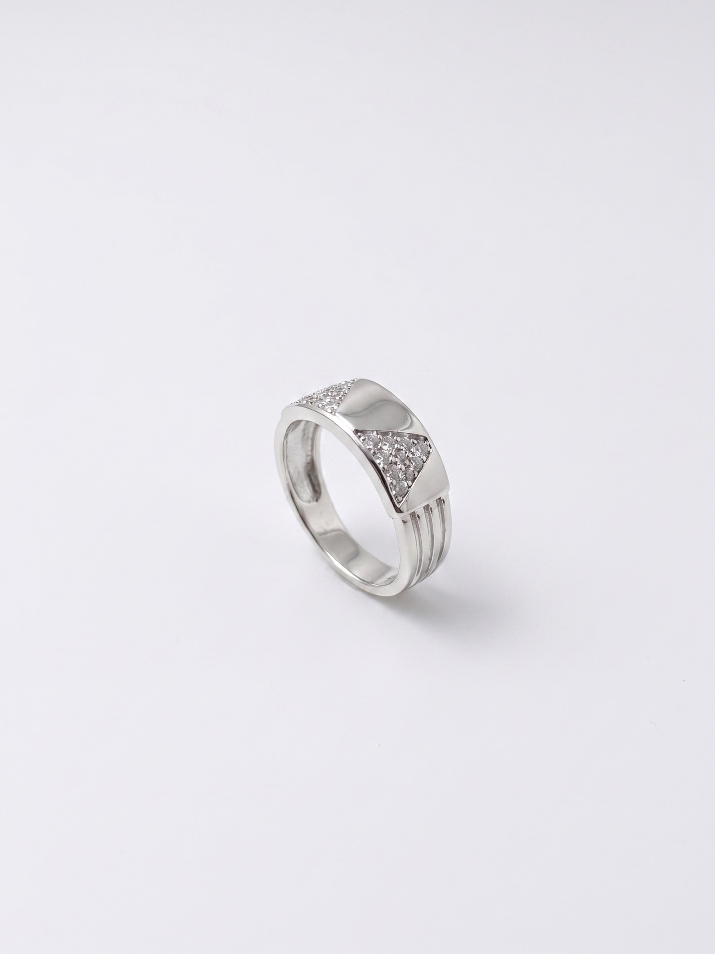 geometric triangle pavé sterling silver statement ring