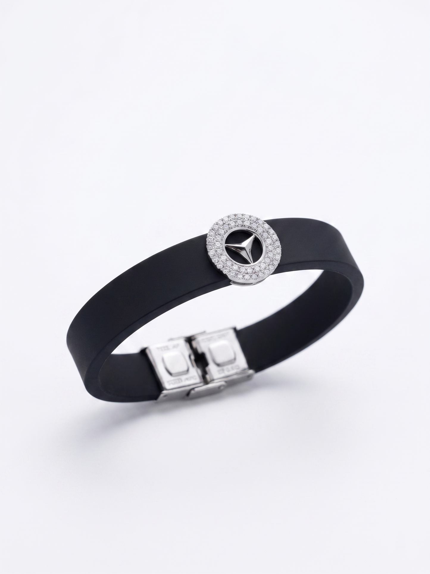 radiant star-logo pavé bracelet