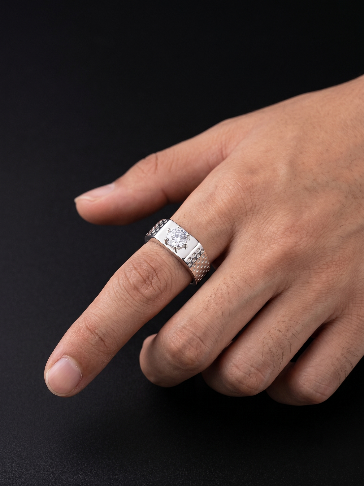 halo gra-certified moissanite solitaire statement ring