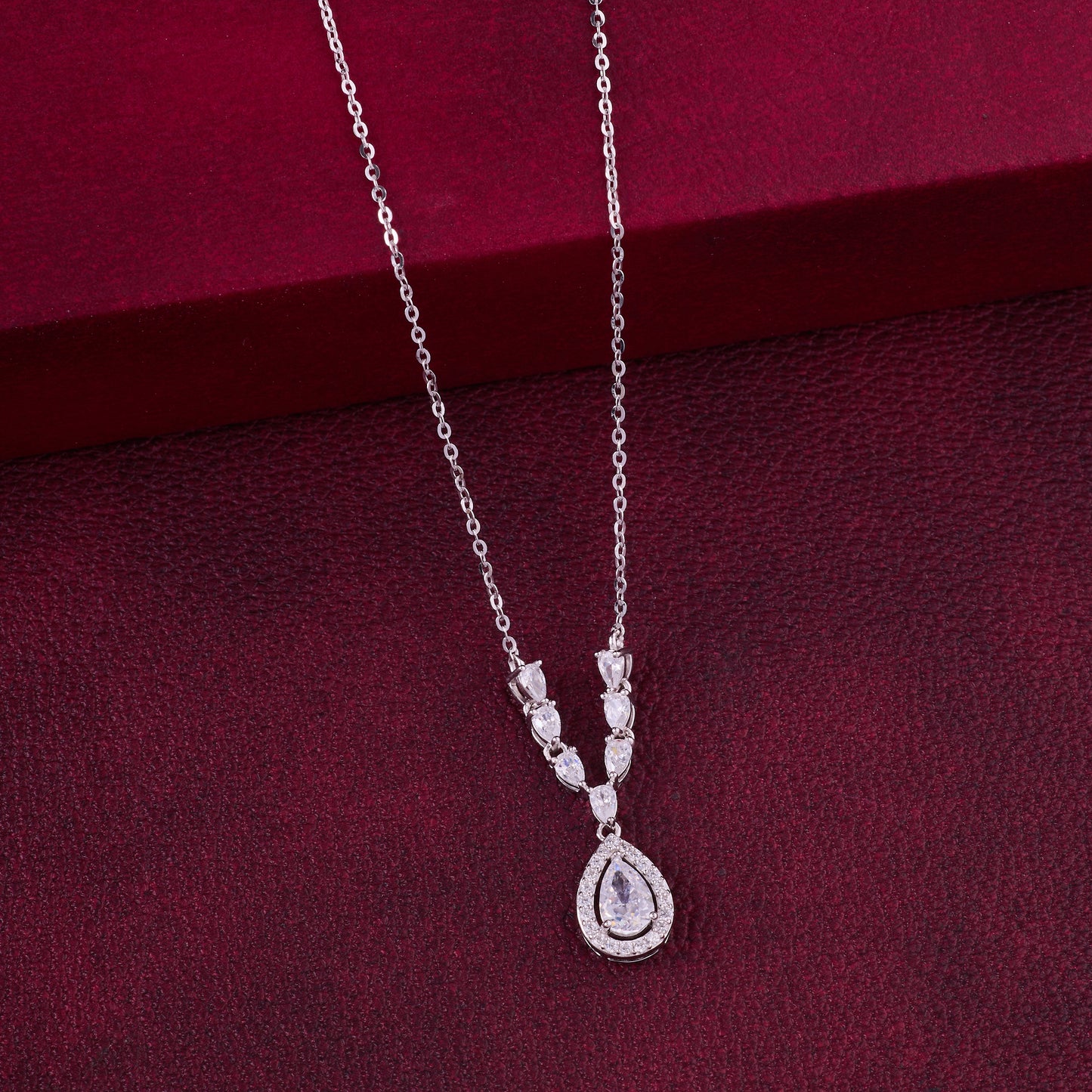 classic teardrop halo crystal pendant chain in 92.5 sterling silver