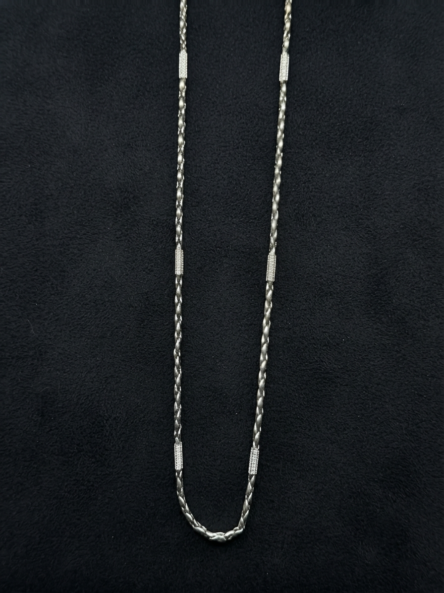 pavé-accented sterling silver link chain