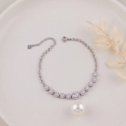 Elegant Halo Gra-Certified Moissanite Diamond Bracelet in Pure 92.5 Sterling Silver – Adjustable Fit