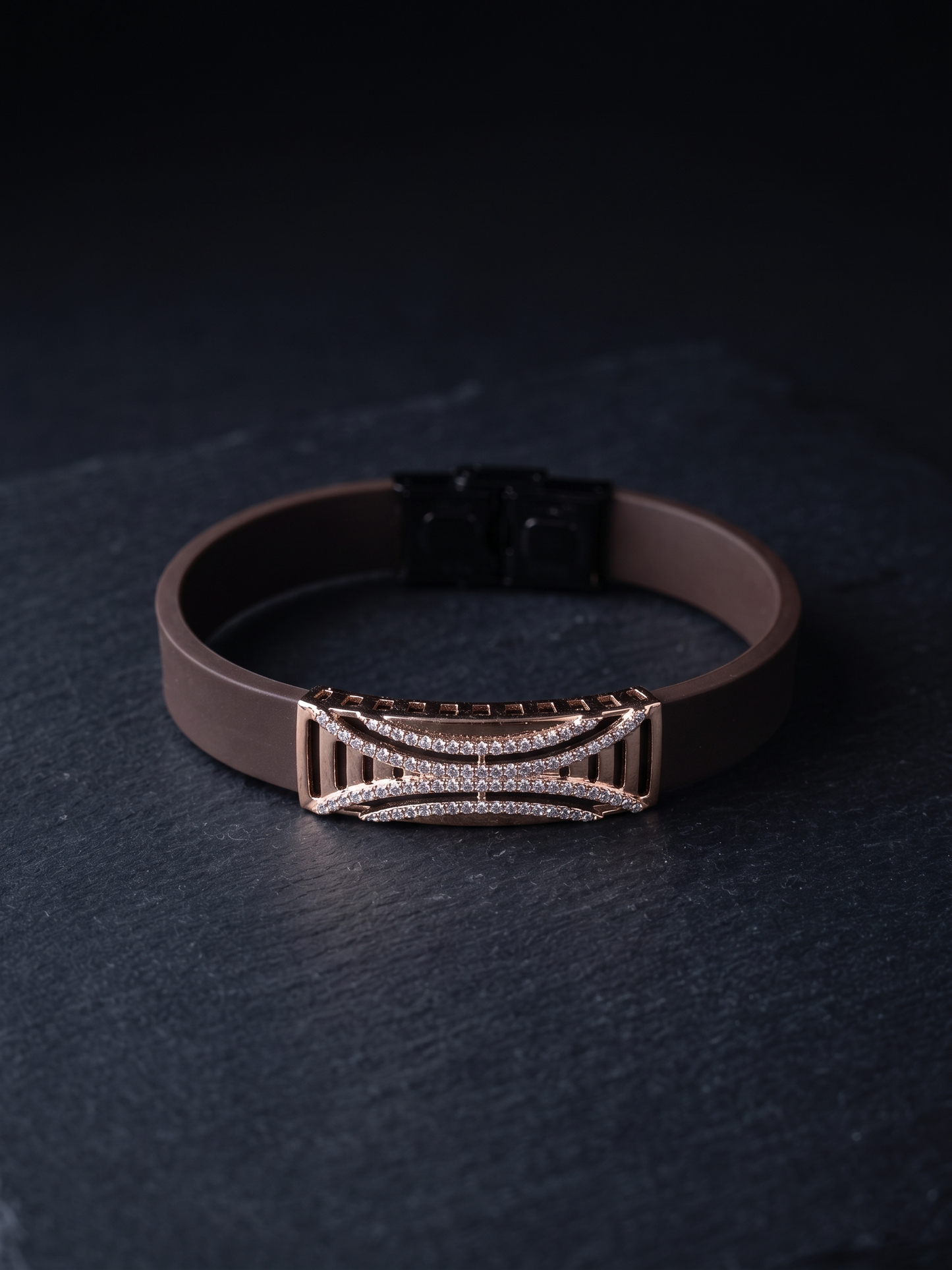 contemporary rose gold-tone bar bracelet