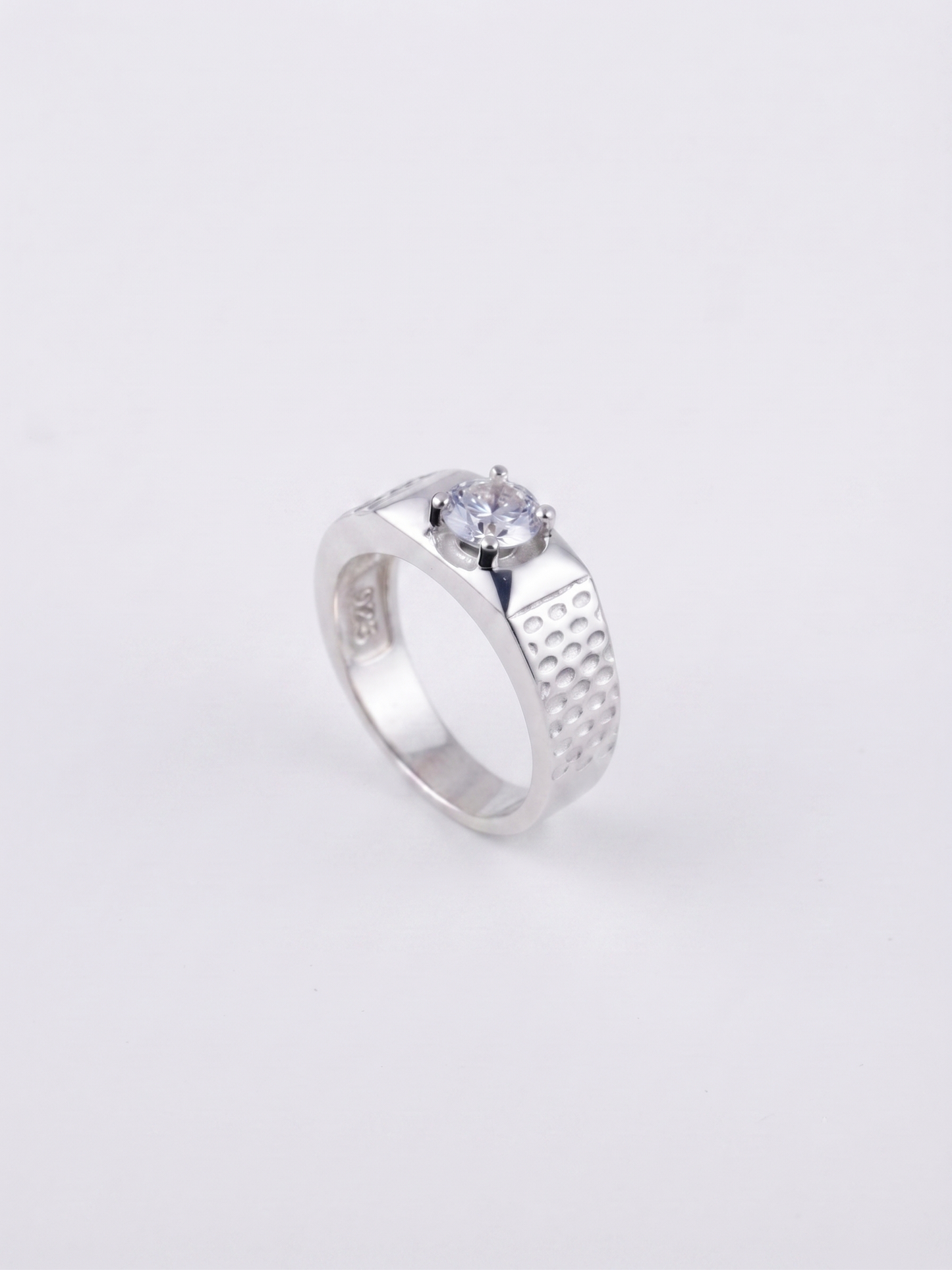 halo gra-certified moissanite solitaire statement ring