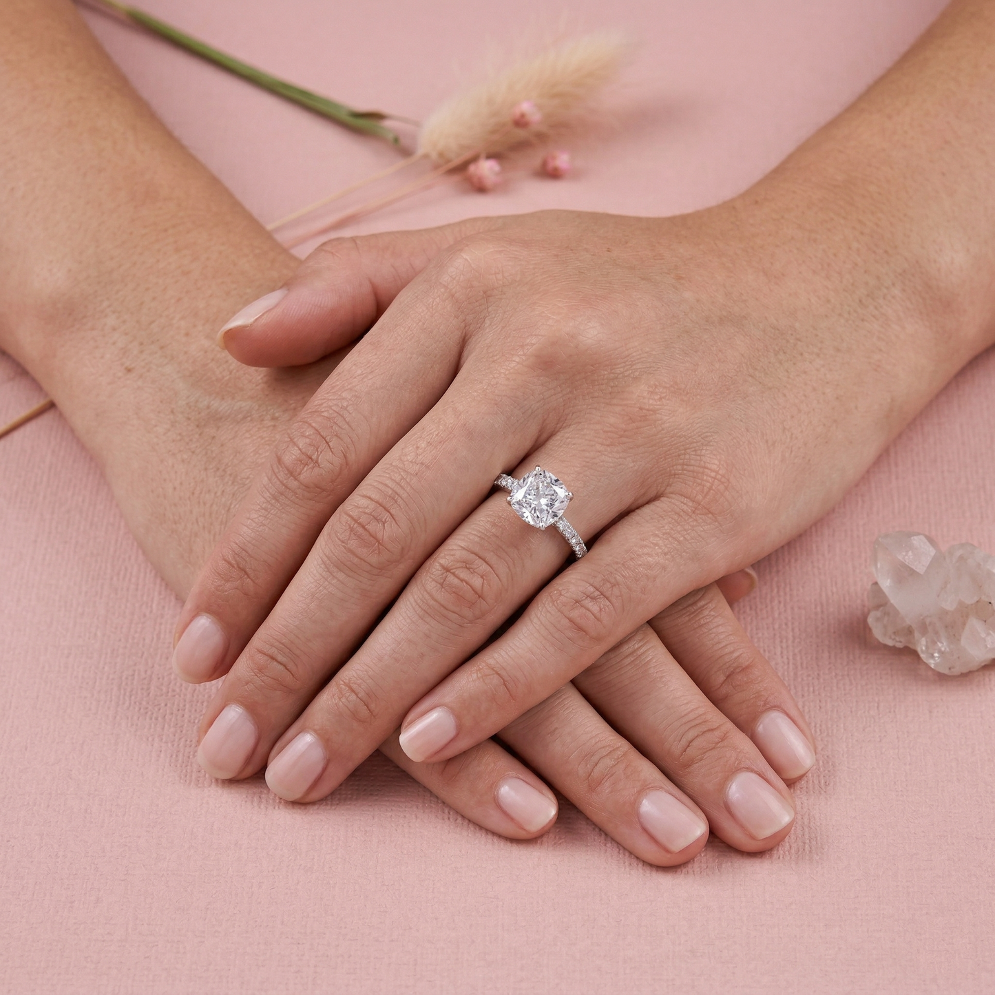 elegant cushion-cut solitaire ring in pure 92.5 sterling silver with sparkling pavé band – adjustable size