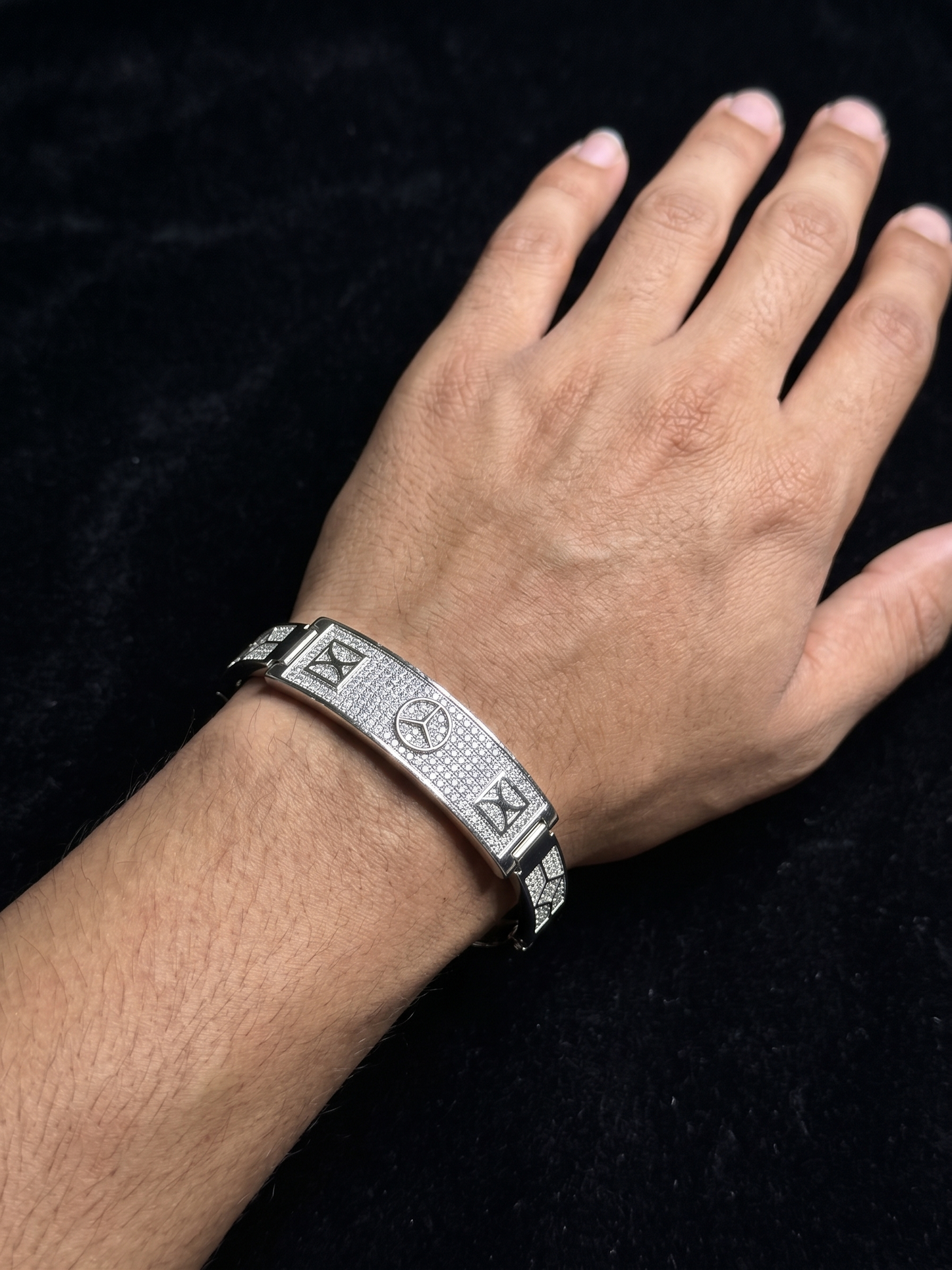 mercedes logo pavé statement bangle