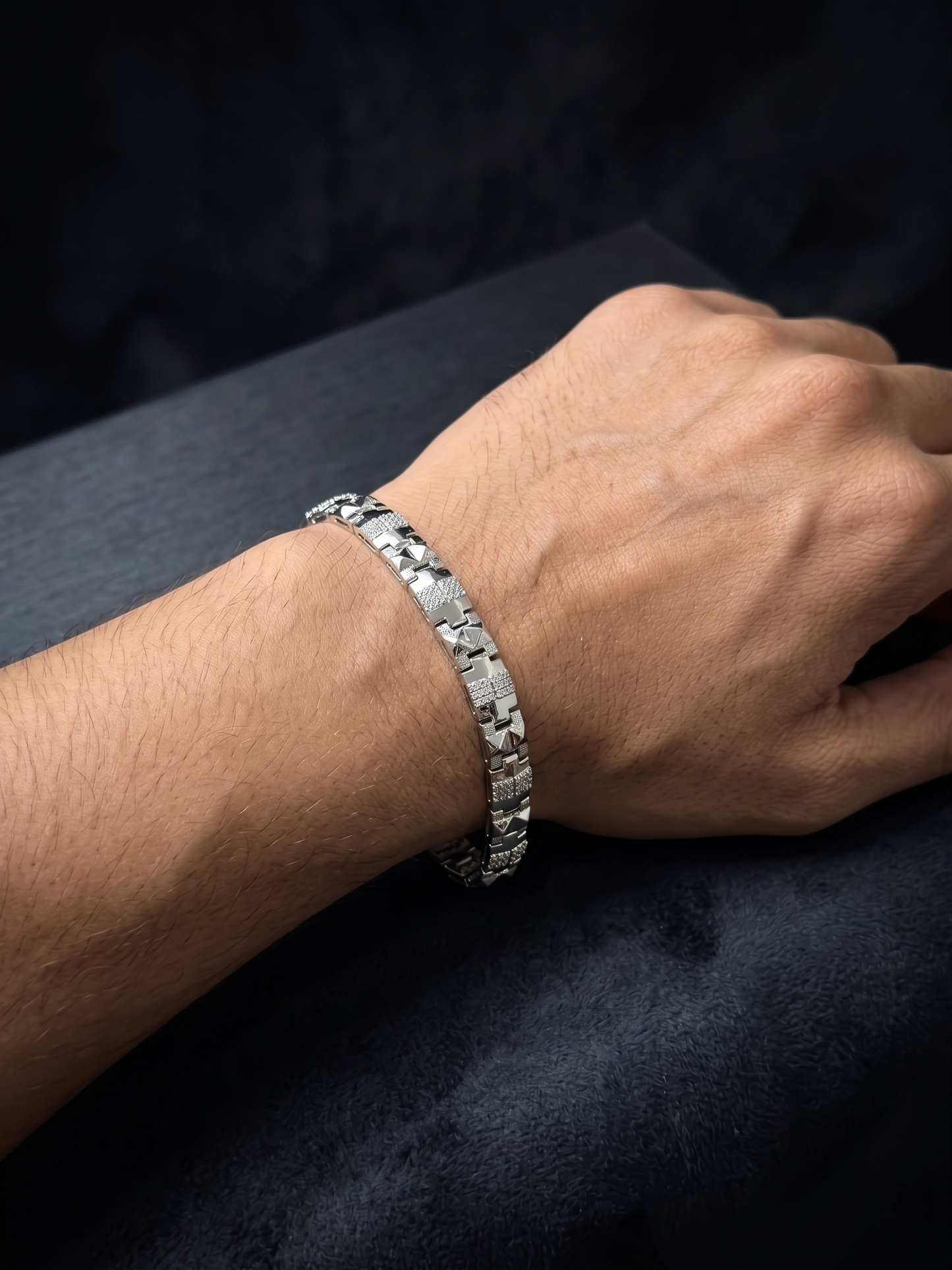 textured geometric link silver bracelet