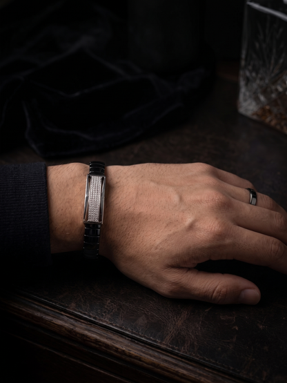 Sleek Pavé Bar Flexible Bracelet