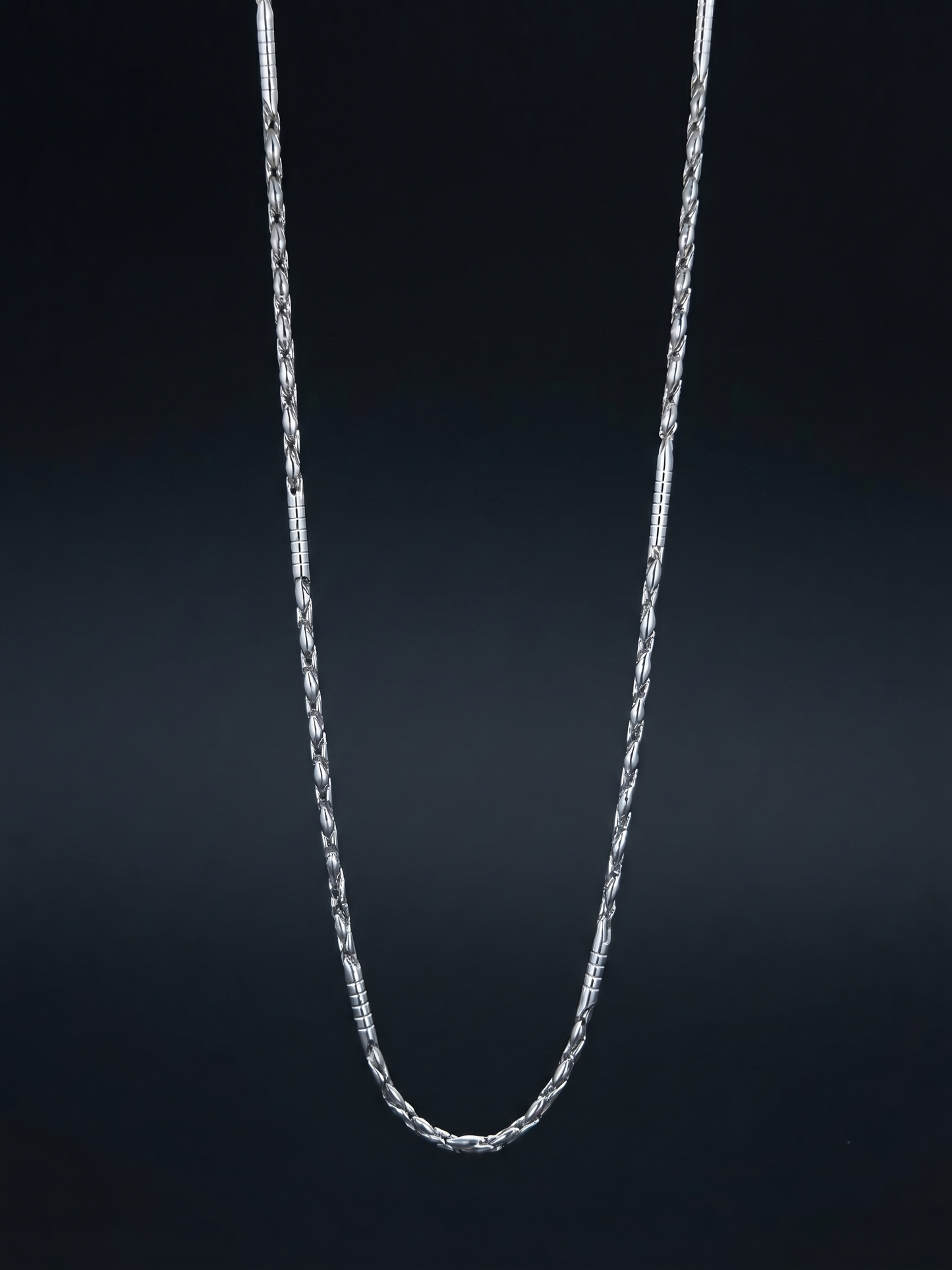 artisan detailed sterling silver link chain