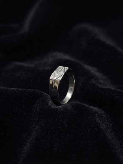 Geometric Triangle-Patterned Sterling Silver Statement Ring