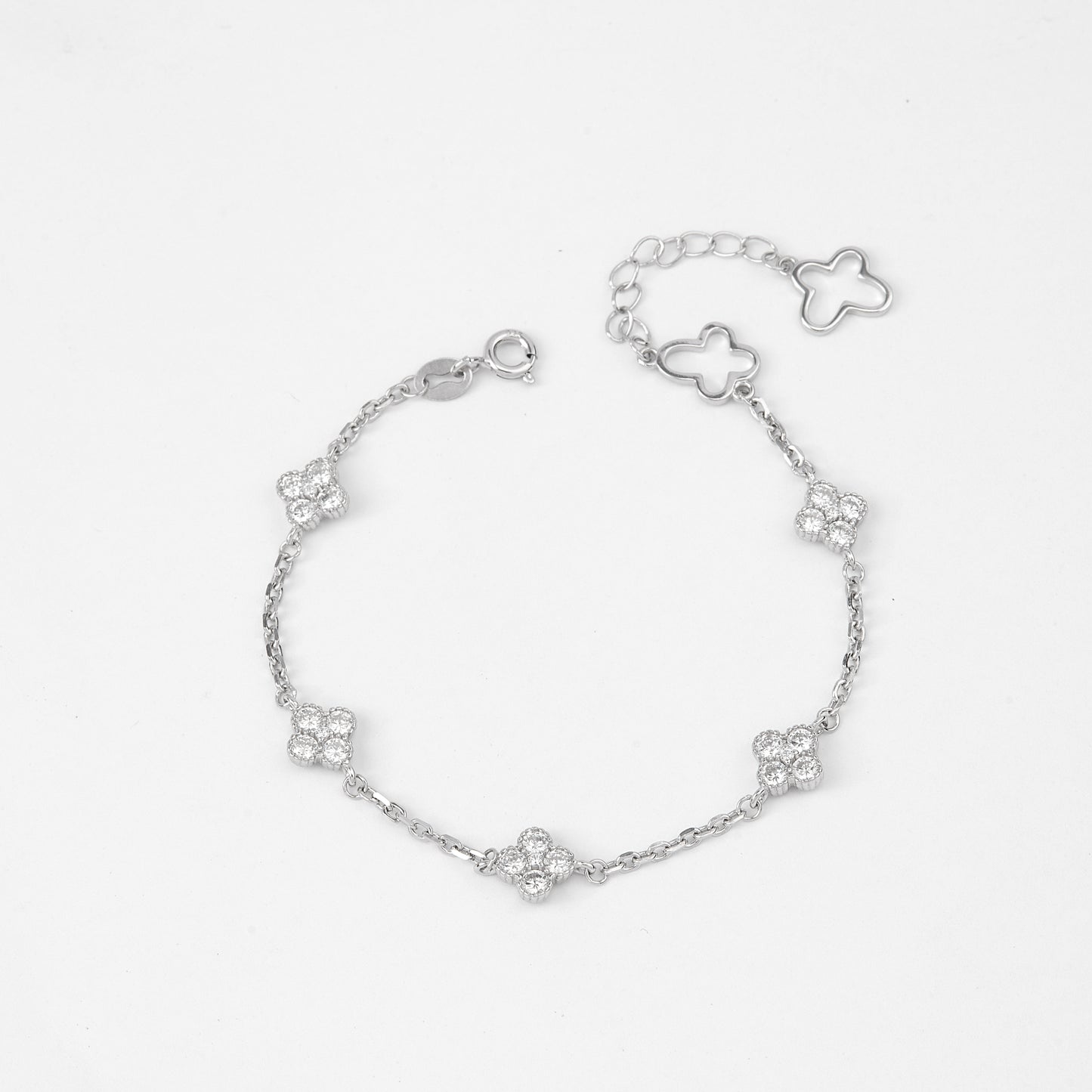 elegant clover charm bracelet in pure 92.5 sterling silver – adjustable fit