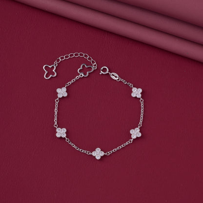 Elegant Clover Charm Bracelet in Pure 92.5 Sterling Silver – Adjustable Fit