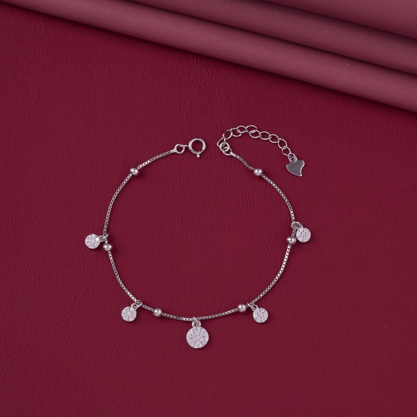 elegant dangling disc charm bracelet in pure 92.5 sterling silver – adjustable fit