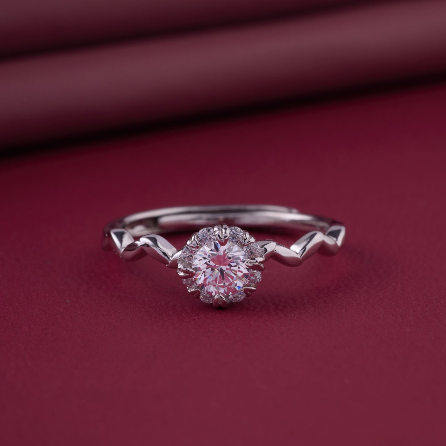 elegant heart band halo solitaire ring in pure 92.5 sterling silver – adjustable size